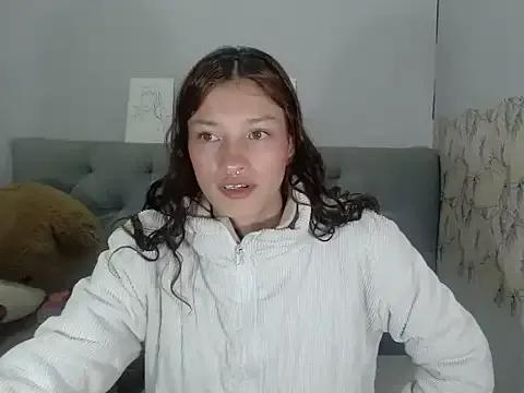 Emma-Wilson on StripChat 