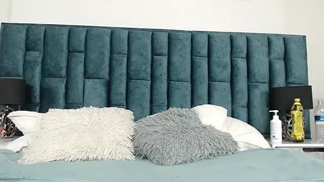 Emma_Foxi — control lush x2 minute