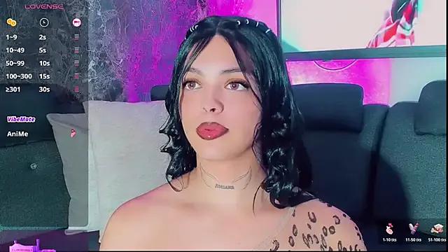 Emmaa_Saenz_ on StripChat 