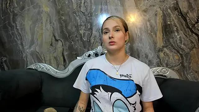 Avatar of Emmaa_white_