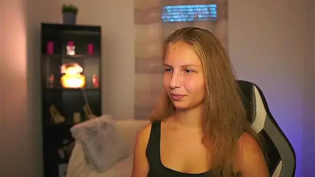 StripChat emmie_murray  is Freechat  emmie_murray — Playful striptease :)