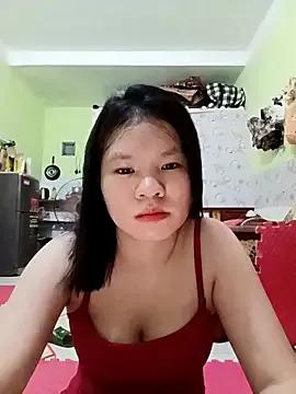 emyeuhss on StripChat 