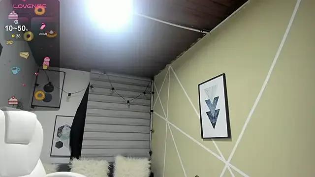 Freechat Enma__clark on StripChat