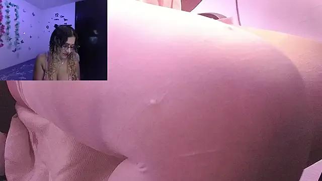 StripChat Escobar-Skarlet  is Freechat  Escobar-Skarlet — SQUIRT IN PUBLIC