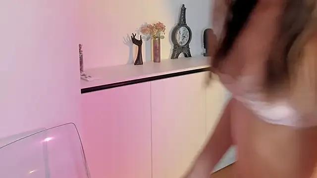 Freechat EvaBllake on StripChat