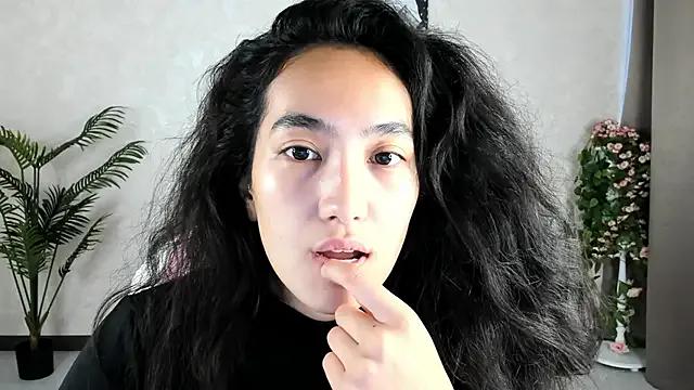 Avatar of FlirtyAura