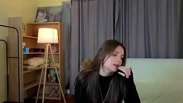 StripChat GiaKirtley  is Freechat  GiaKirtley — SHOW doggy pose