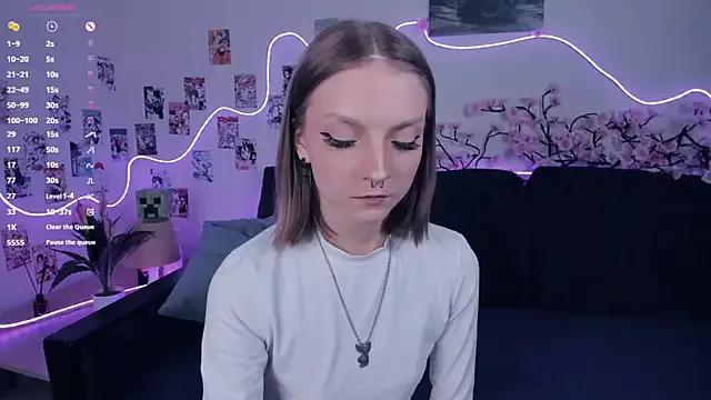 Golden_dawn — Show my ass