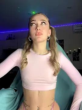 StripChat Good__Girl_  is Freechat  Good__Girl_ — Doggy spank ass (10) +suck dildo mm
