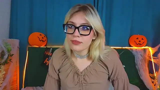 StripChat GraceCaldwell  is Freechat  GraceCaldwell — eye contact