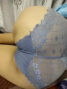 Freechat Haralushiaaa on StripChat