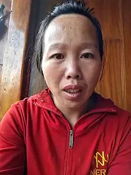 Freechat helenzz on StripChat