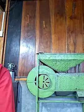 Freechat helenzz on StripChat