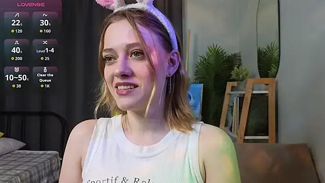 StripChat HollieCollelo  is Freechat  HollieCollelo — ride my ottoman