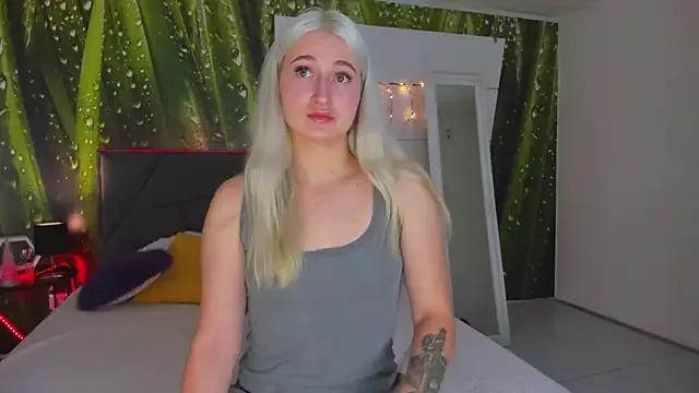 StripChat HollyTailors  is Freechat  HollyTailors — Happy Halloween everyone