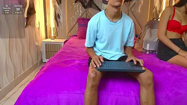 StripChat Hotcouple_222  is Freechat  Hotcouple_222 — Freechat on StripChat