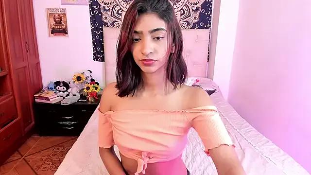 hottie_vero — seduce me with candles
