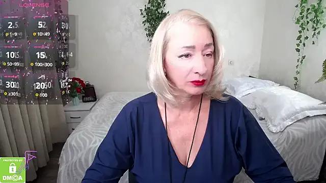 Freechat hunters_woman on StripChat
