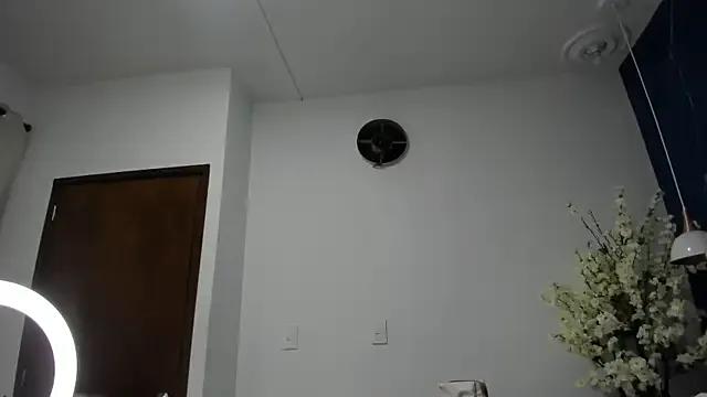 Ibbie_drastic on StripChat 