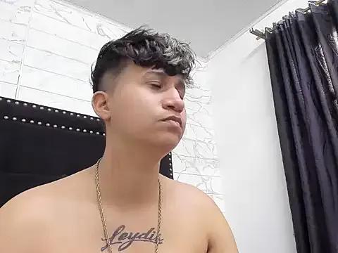 Freechat Im_Milan_Rs on StripChat