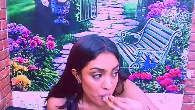 IndianPretty1 on StripChat 