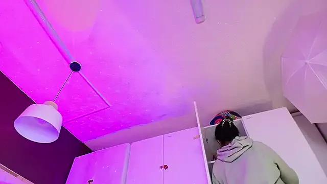 Inndrahot on StripChat 