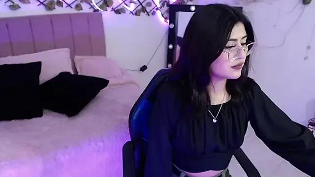 StripChat isa_bunny18  is Freechat  isa_bunny18 — show ass