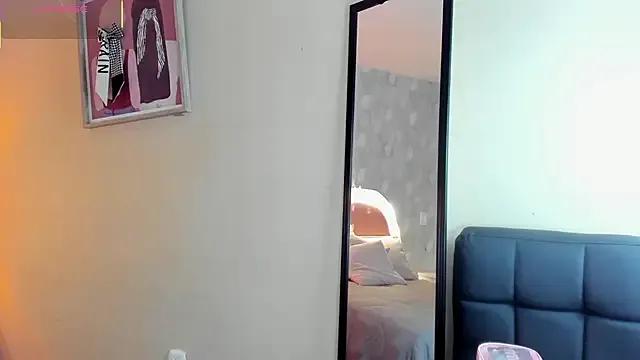 Avatar of isabella_milf_