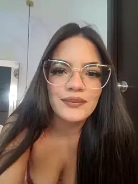 Avatar of IsabellaGrey19