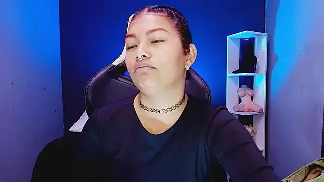 StripChat JadaRoberts  is Freechat  JadaRoberts — spanks the maid's ass