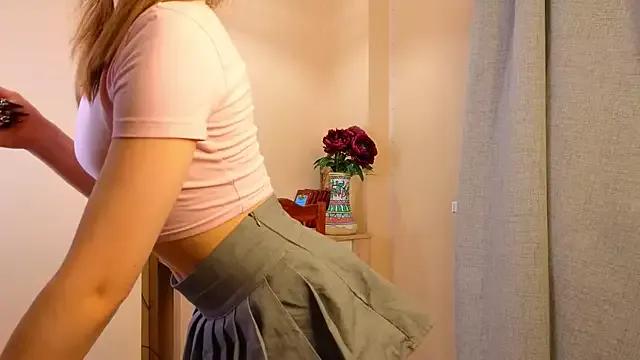StripChat JanelAkerley  is Freechat  JanelAkerley — Suck finger with eyes contact
