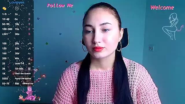 Jennifer_Blum on StripChat 