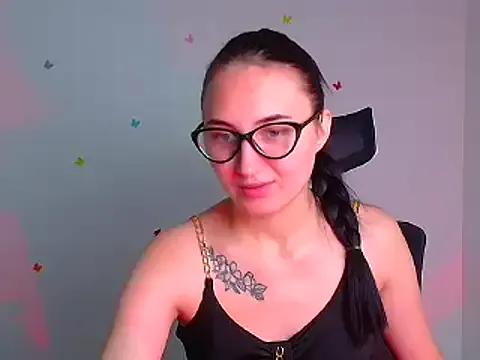 Jennifer_Blum on StripChat 
