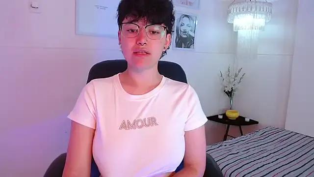 Freechat jeroharper on StripChat