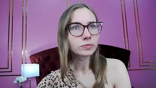 JessieJuss on StripChat 