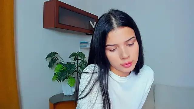 JoCauterucci — touch my neck