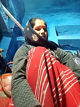 Jooli_xx on StripChat 