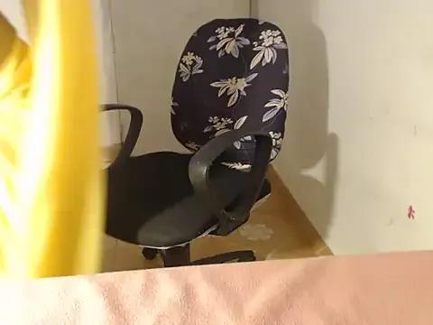 Freechat juicy_ishika on StripChat