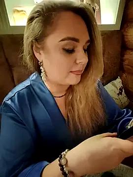 Avatar of Juicy_PeachLux