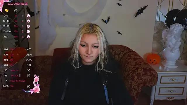 Avatar of JuicyLullu