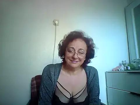 Avatar of Julia54391