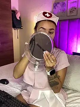 Freechat juliana-mancini on StripChat