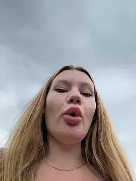 justmilaa — TOP OFF|SQUIRT IN REAL TAXI