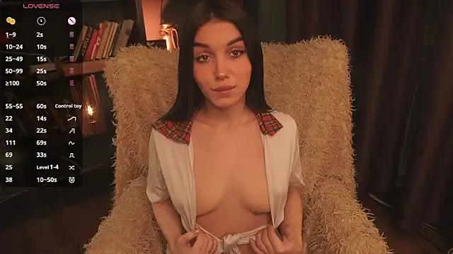 Kamila_Bell — Pinch my nipples and make them hard!