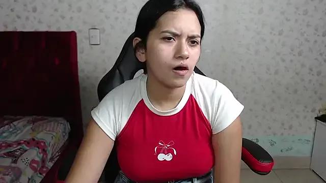 Freechat kayla_k18 on StripChat