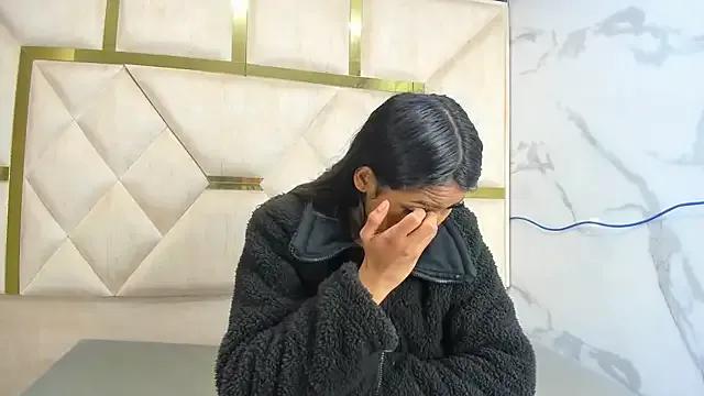 StripChat Kendall_6669  is Freechat  Kendall_6669 — pussy play  big dildo + squirt