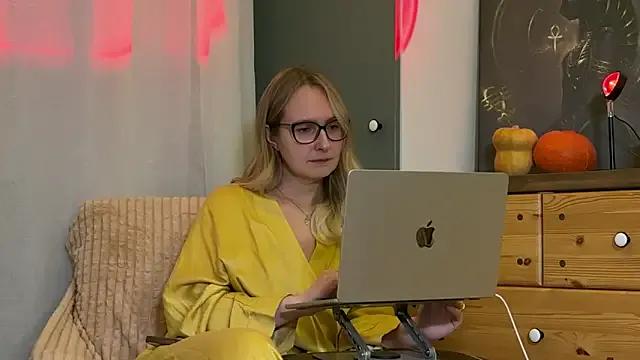 KiraxFate — Wiggle my toes just for you