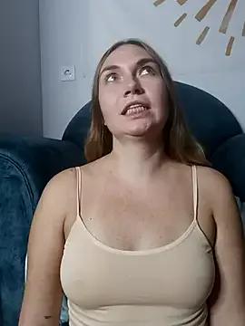 Freechat KisaVixen on StripChat