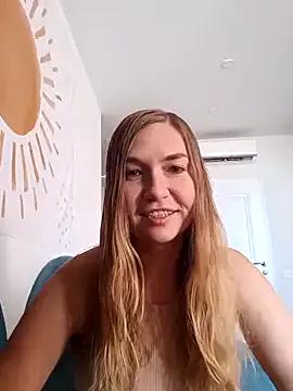 Freechat KisaVixen on StripChat