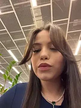 Kissy_Moon — play with my pierced nipps to get hard